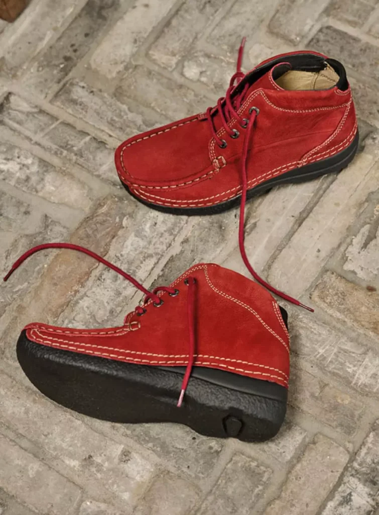 Wolky Hoge veterschoenen 06242 Roll Shoot 11553 kersenrood nubuck