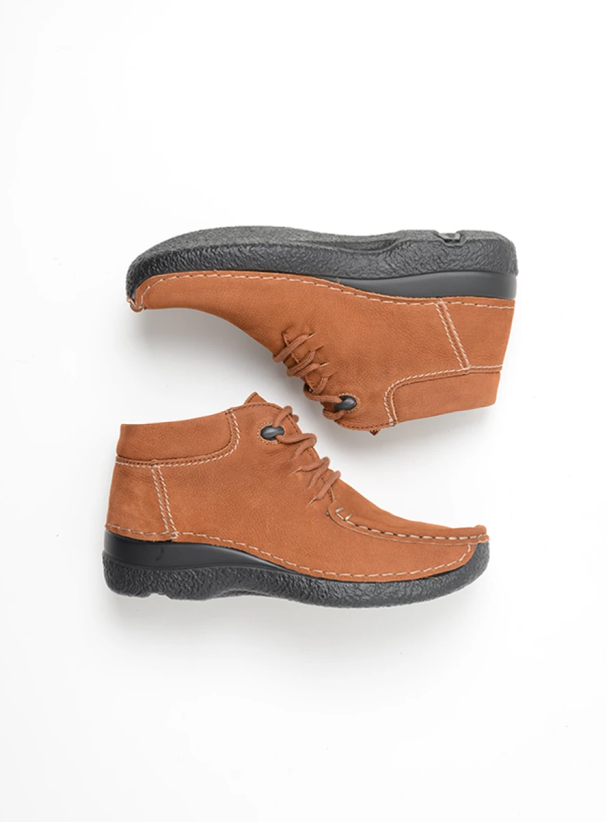 wolky hoge veterschoenen 06253 seamy moc 11430 cognac nubuck top