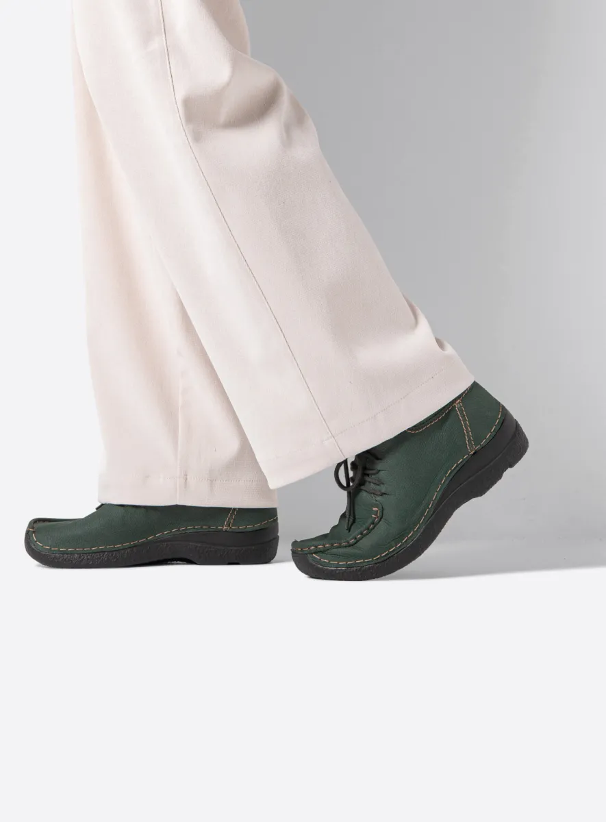 Wolky Hoge veterschoenen 06253 Seamy Moc 11719 groen nubuck