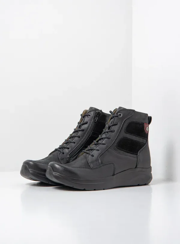 Wolky Slam S2F - zwart stretch/leer combi Veterlaarzen voor dames