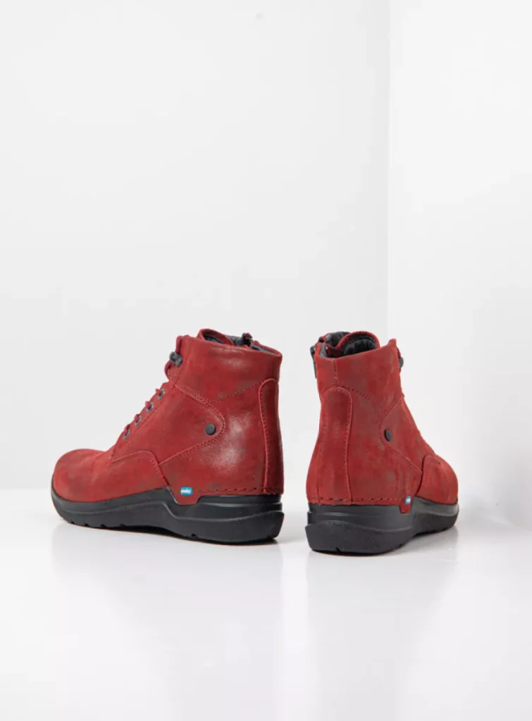 Wolky Hoge veterschoenen 06606 Why 11553 kersenrood nubuck