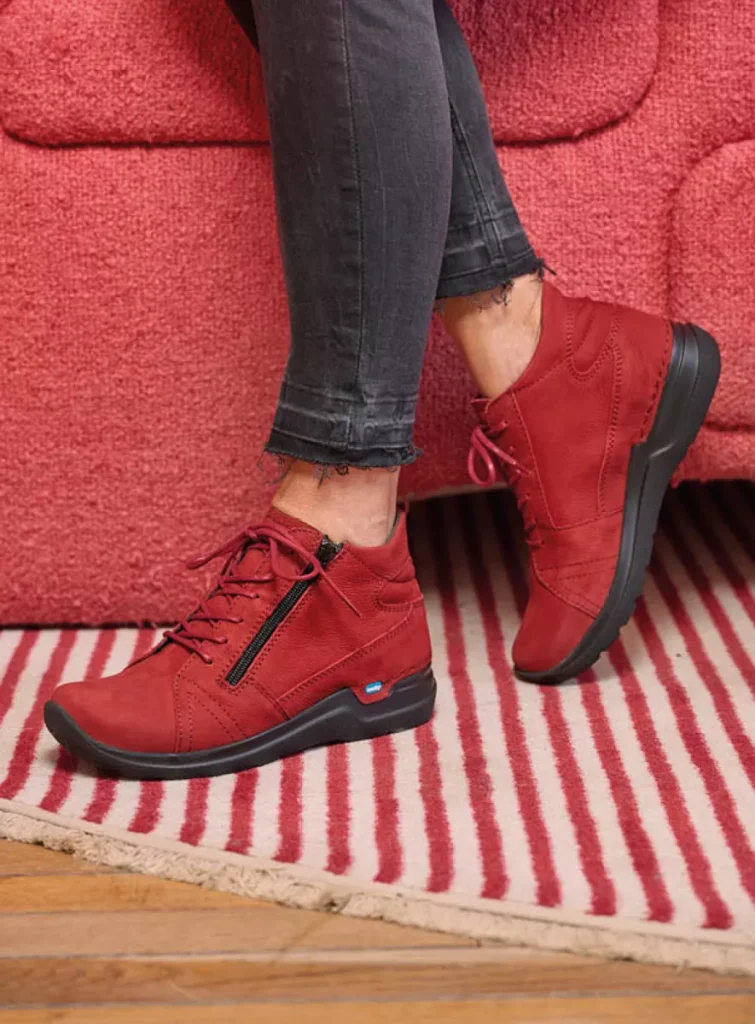 Wolky Hoge veterschoenen 06606 Why 11553 kersenrood nubuck