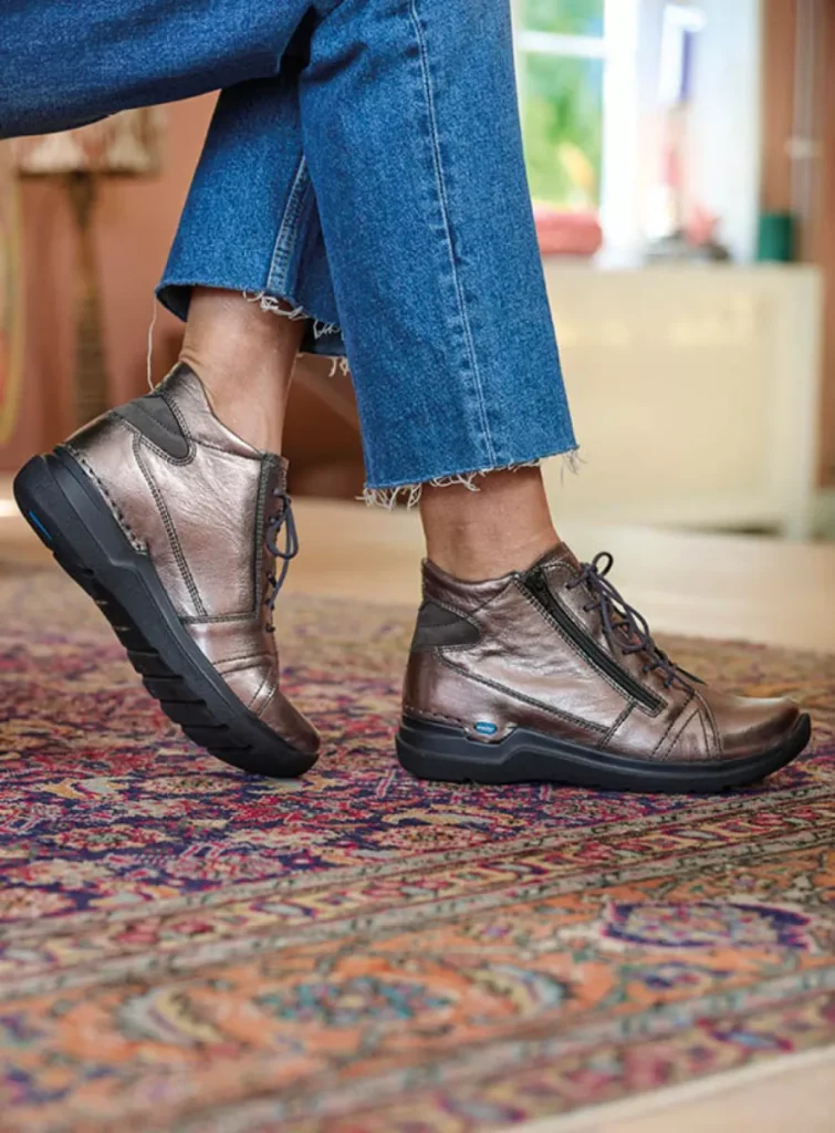 Wolky Hoge veterschoenen 06606 Why 23203 lood metallic leer