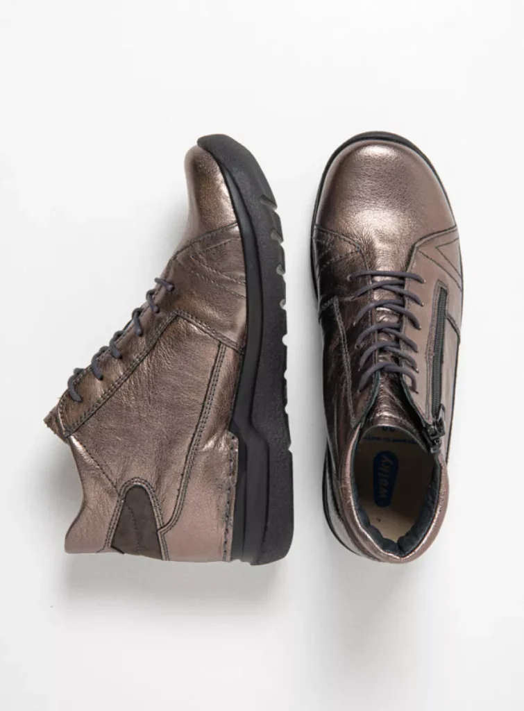 Wolky Hoge veterschoenen 06606 Why 23203 lood metallic leer