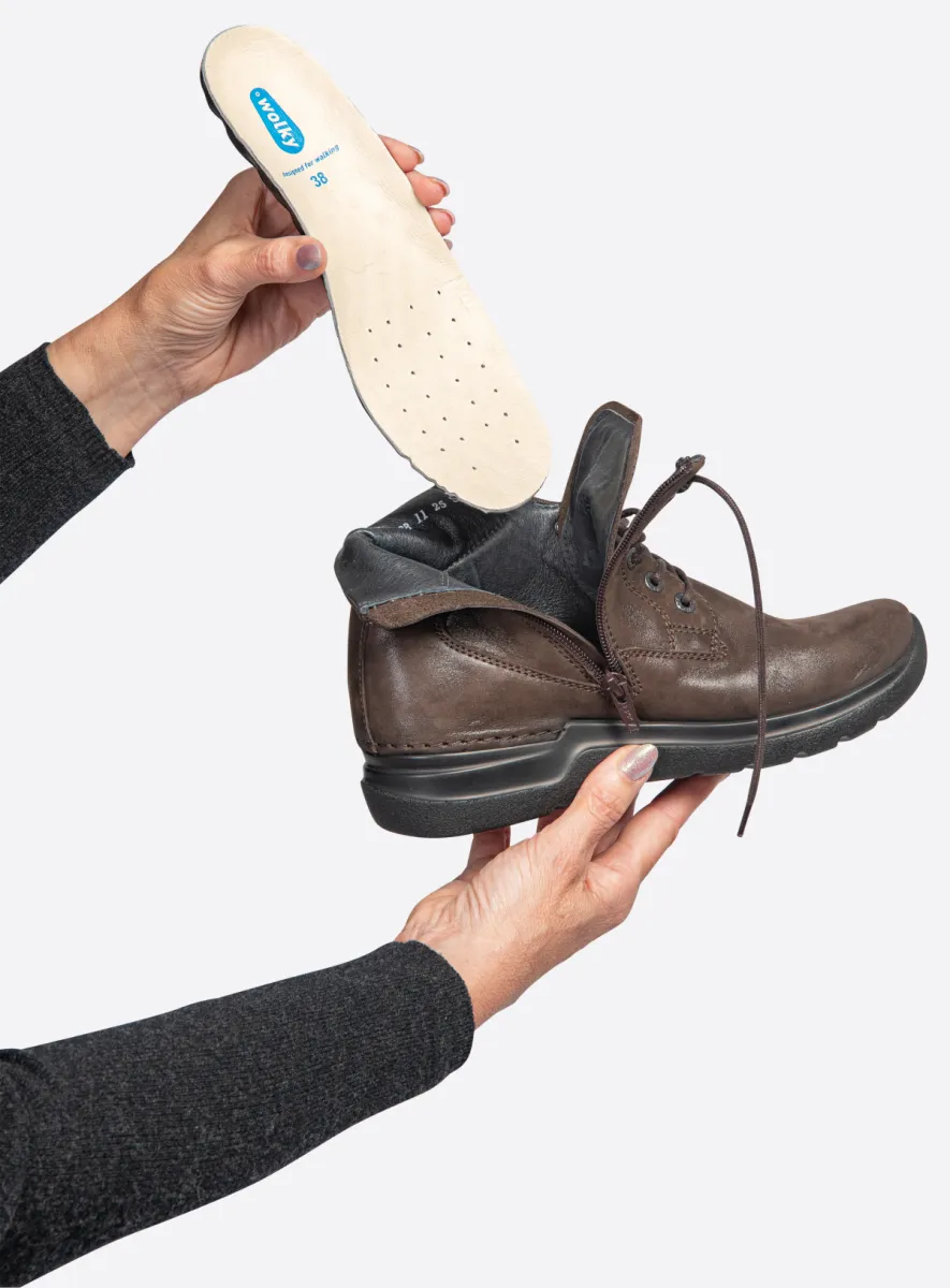 Wolky Hoge veterschoenen 06616 Whynot HV 36300 bruin effectleer