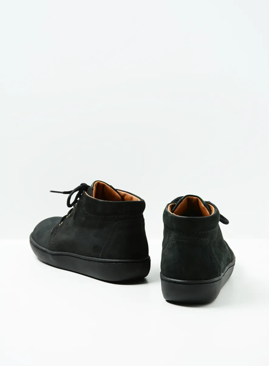 Wolky Hoge veterschoenen 08100 Kansas Lady 11000 zwart nubuck