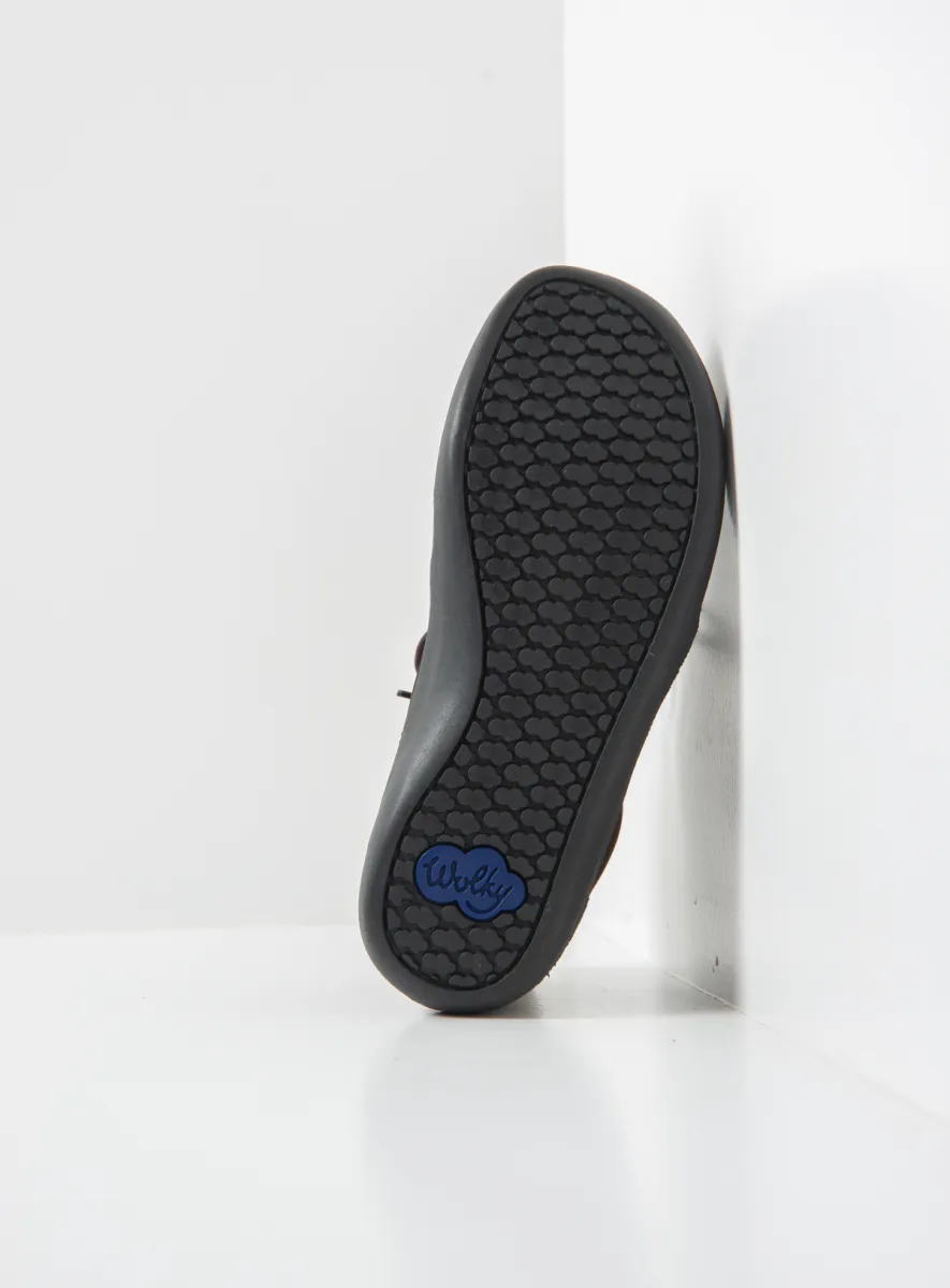 Wolky Hoge veterschoenen 08100 Kansas Lady XW 11300 bruin nubuck