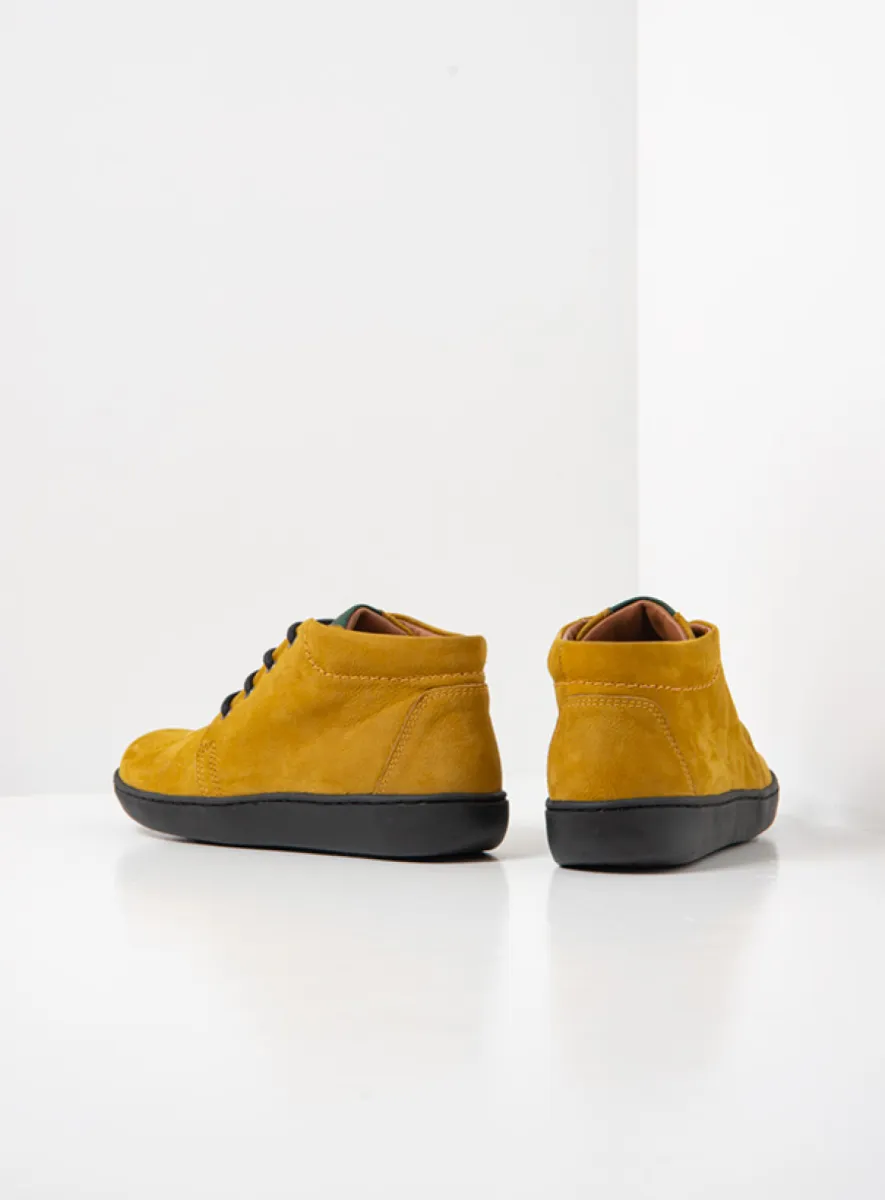 Wolky Kansas lady - mosterd nubuck Hoge veterschoenen voor dames