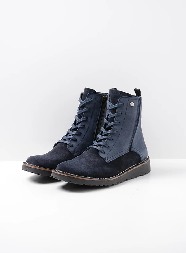 wolky enkellaarsjes en boots 08425 wagga wagga 40800 blauw suede front