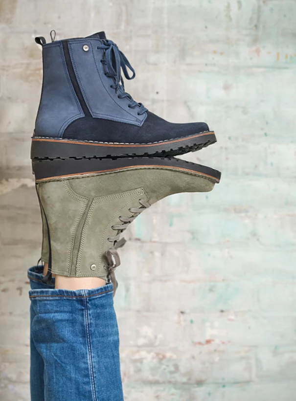 wolky enkellaarsjes en boots 08425 wagga wagga 40800 blauw suede sfeer